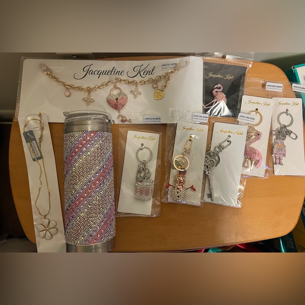 Jacqueline Kent bundle. Includes tumbler